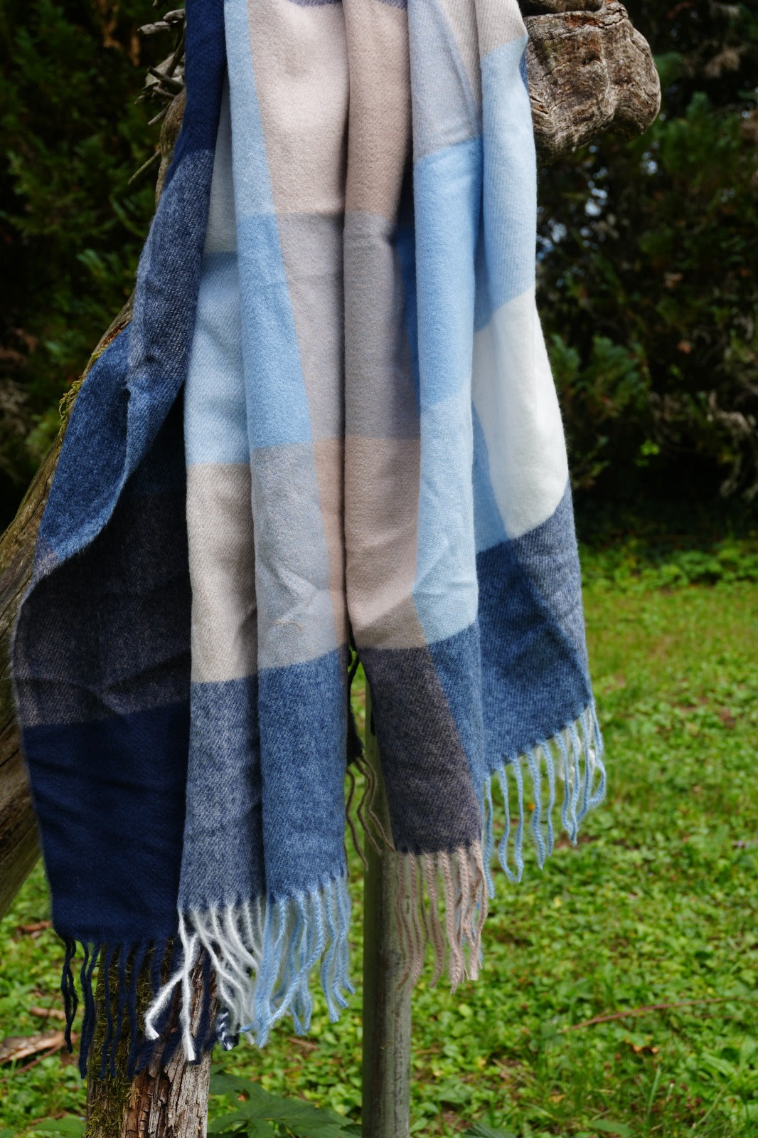 Plaid Damenschal aus Wolle – Weich, Warm & Stilvoll für Herbst und Winter