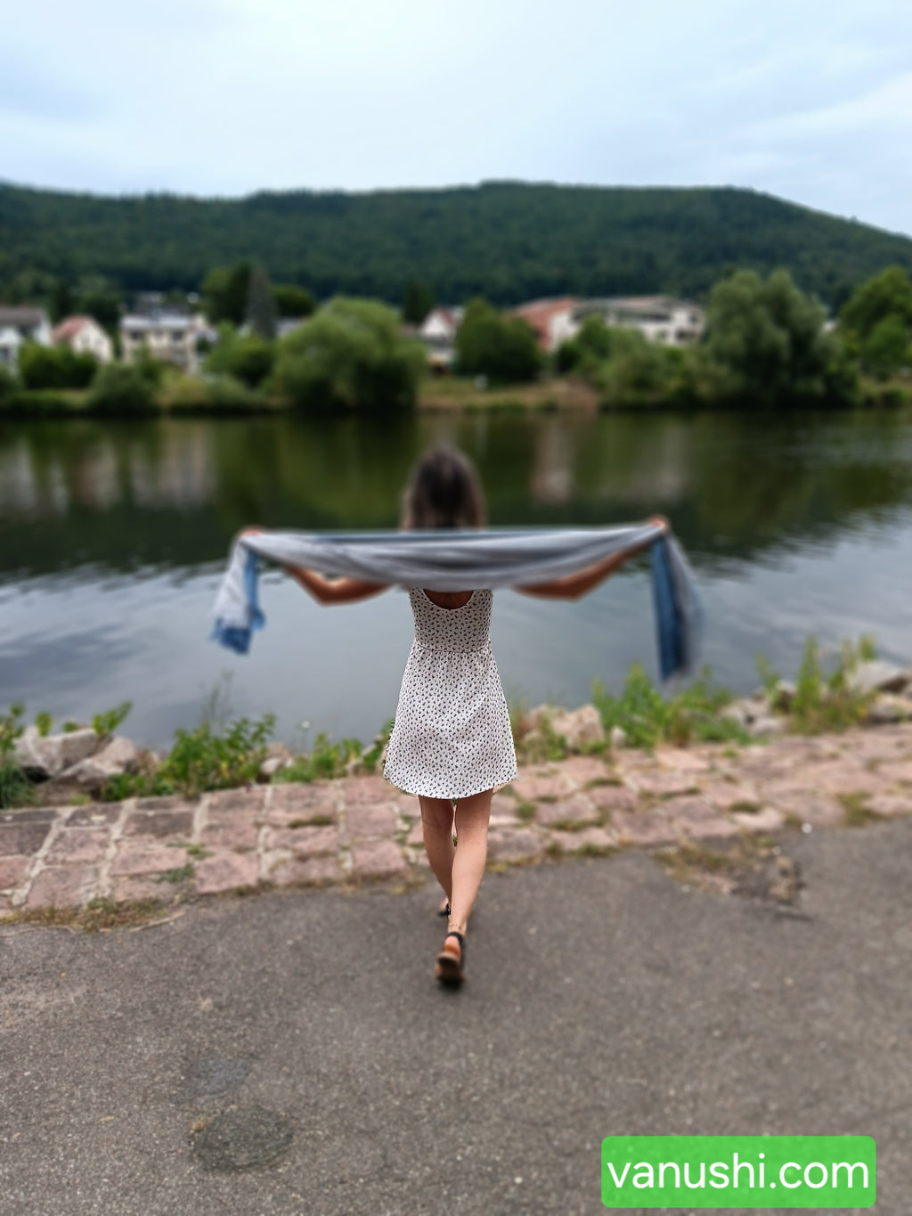 Damenschal aus Baumwolle und Leinen – Leicht, Natürlich & Stilvoll