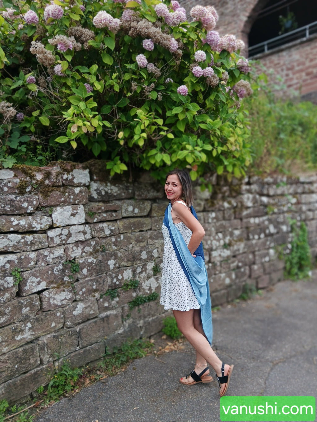 Damenschal aus Baumwolle und Leinen – Leicht, Natürlich & Stilvoll