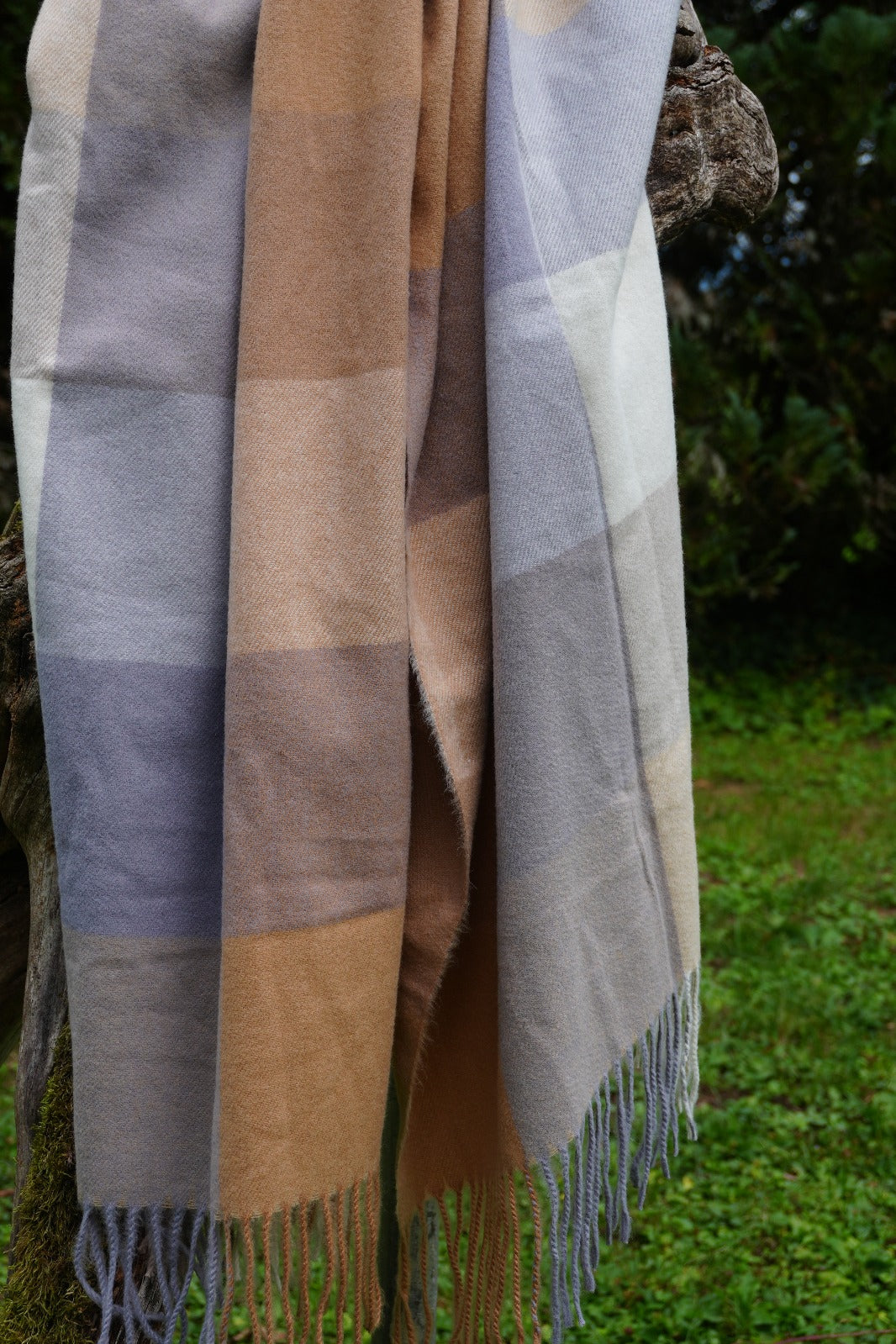 Plaid Damenschal aus Wolle – Weich, Warm & Stilvoll für Herbst und Winter