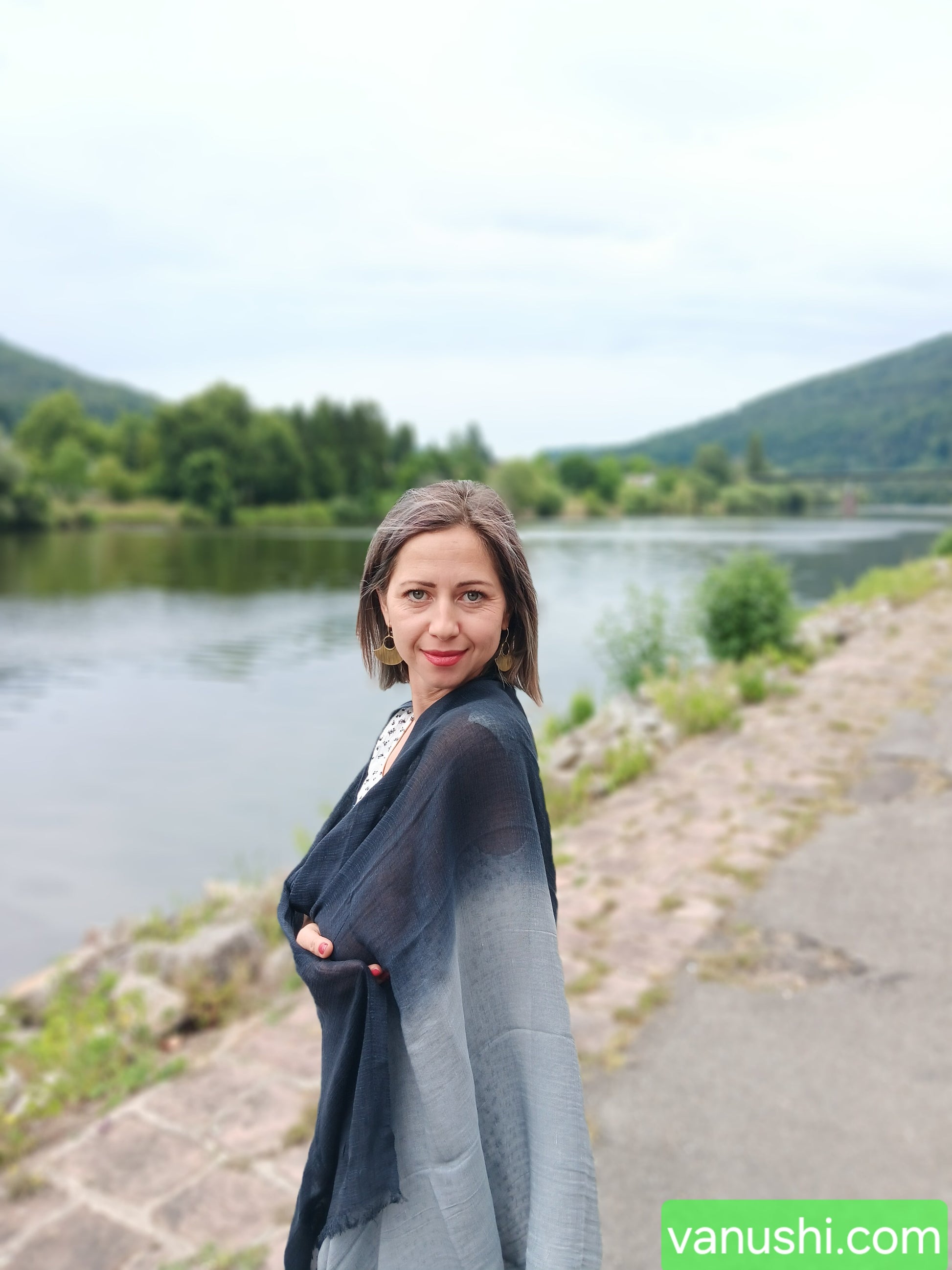 Damenschal aus Baumwolle und Leinen – Leicht, Natürlich & Stilvoll