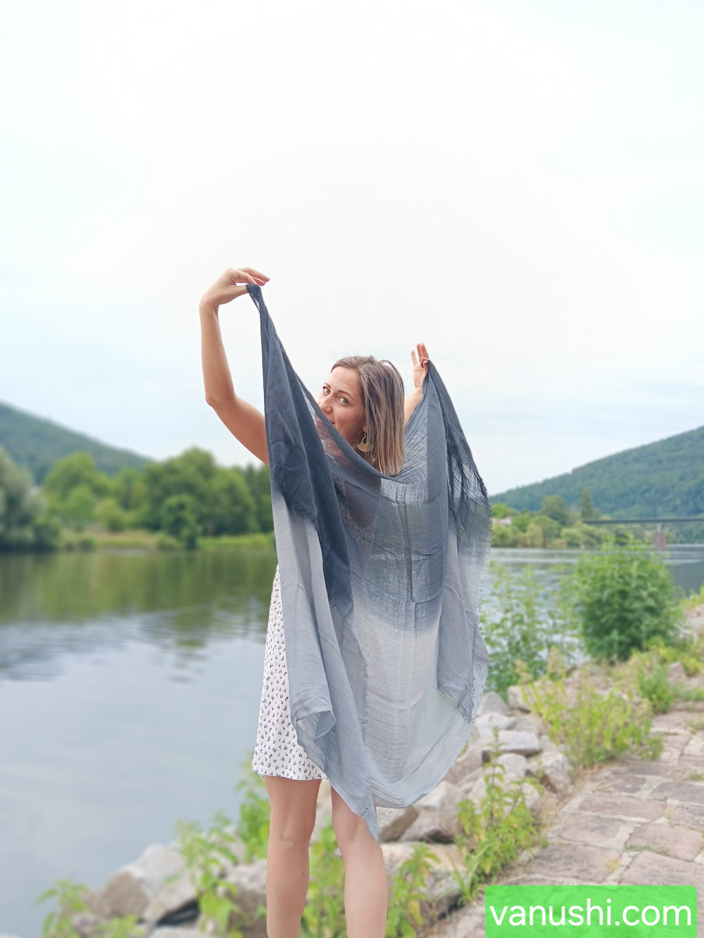 Damenschal aus Baumwolle und Leinen – Leicht, Natürlich & Stilvoll