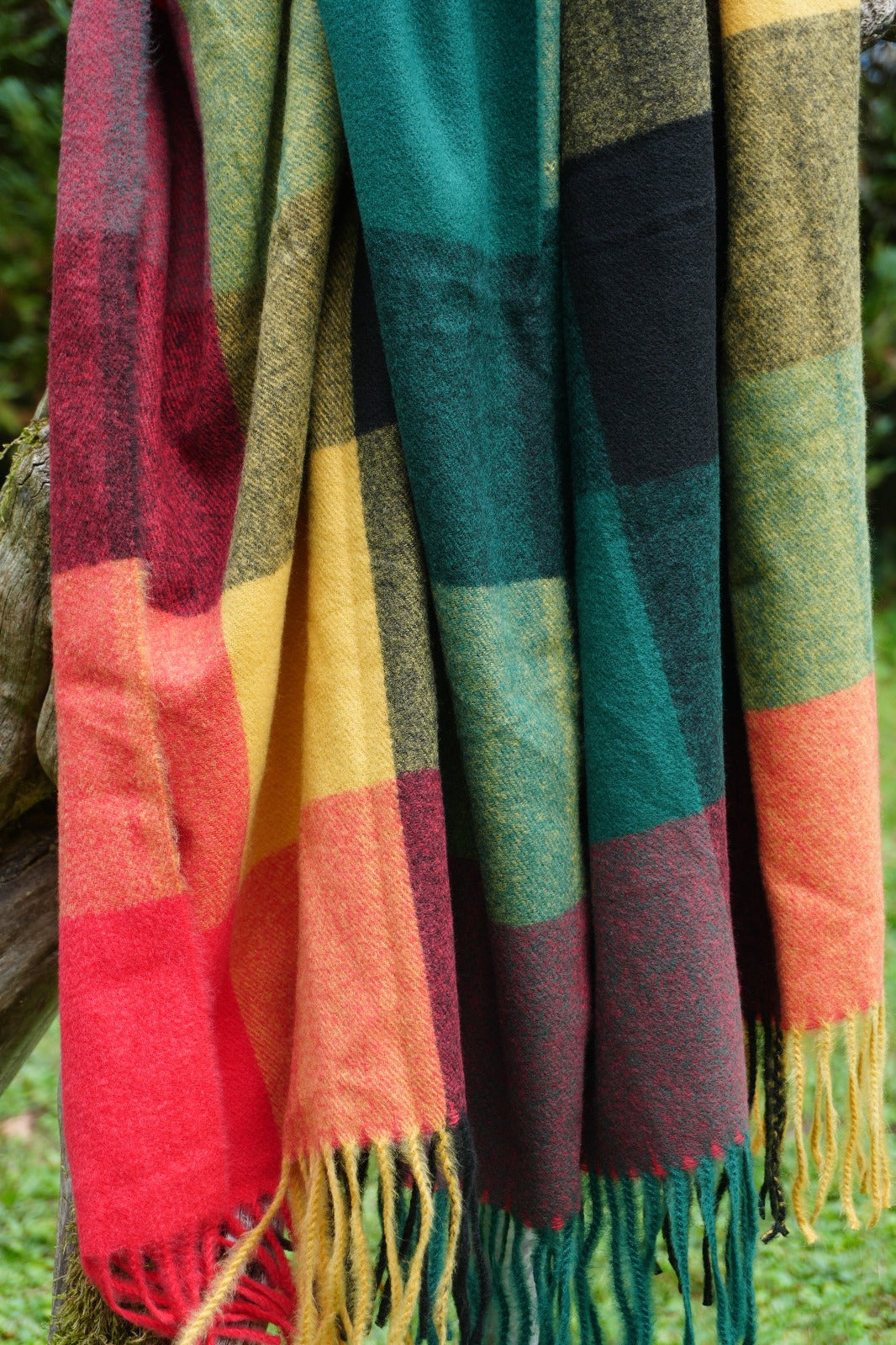 Plaid Damenschal aus Wolle – Weich, Warm & Stilvoll für Herbst und Winter