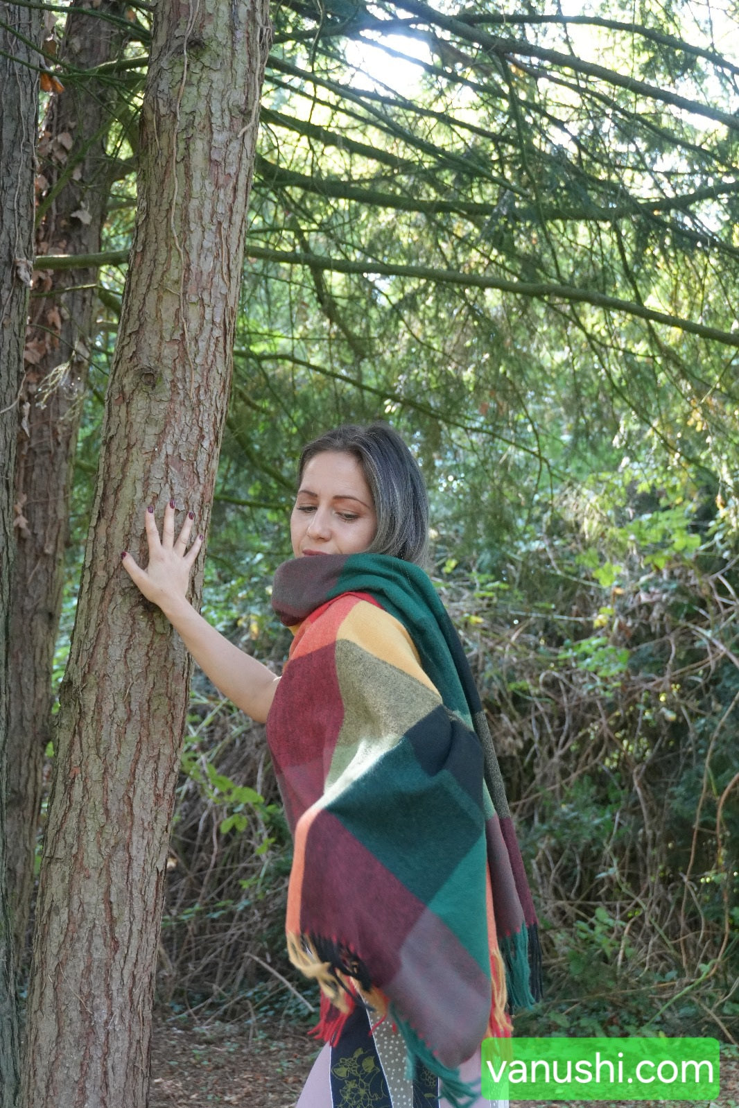 Plaid Damenschal aus Wolle – Weich, Warm & Stilvoll für Herbst und Winter