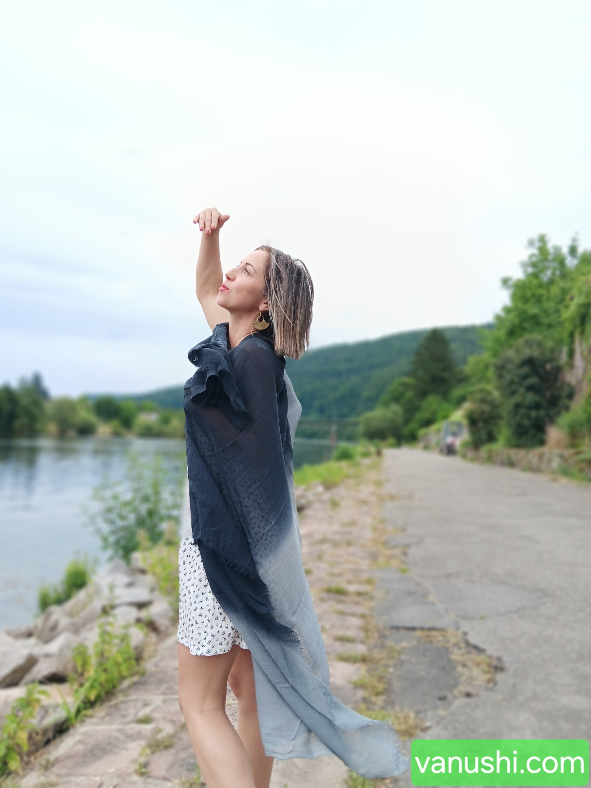 Damenschal aus Baumwolle und Leinen – Leicht, Natürlich & Stilvoll